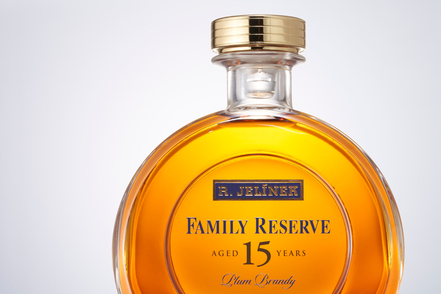 R. JelÍnek - FAMILY RESERVE 15YO (プラムブランデー)