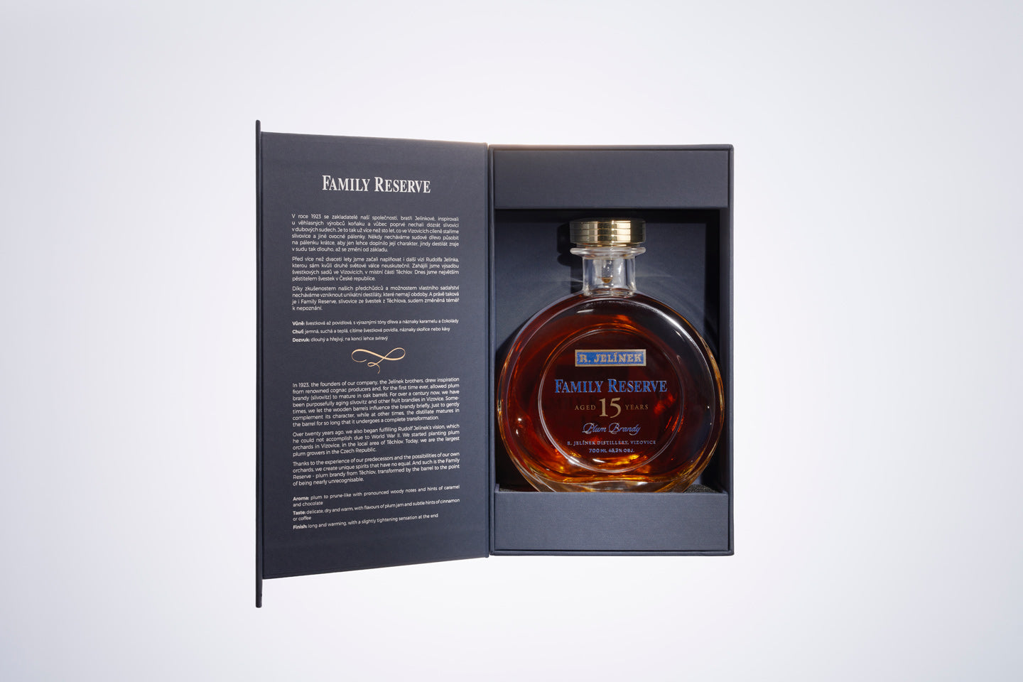 R. JelÍnek - FAMILY RESERVE 15YO (プラムブランデー)