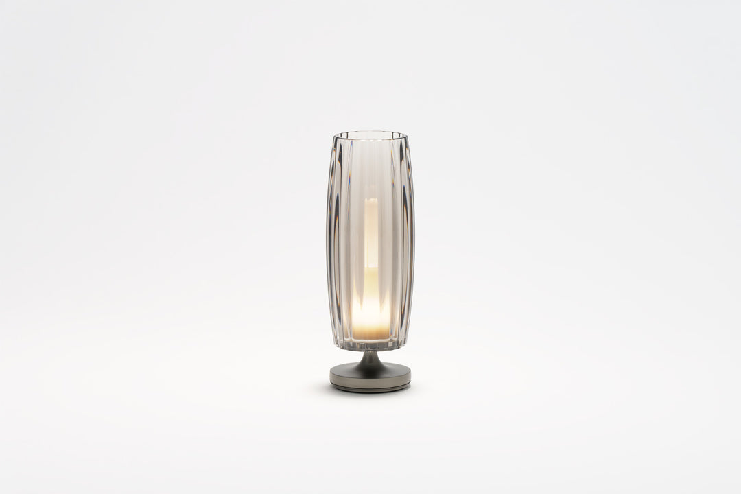Lamp L