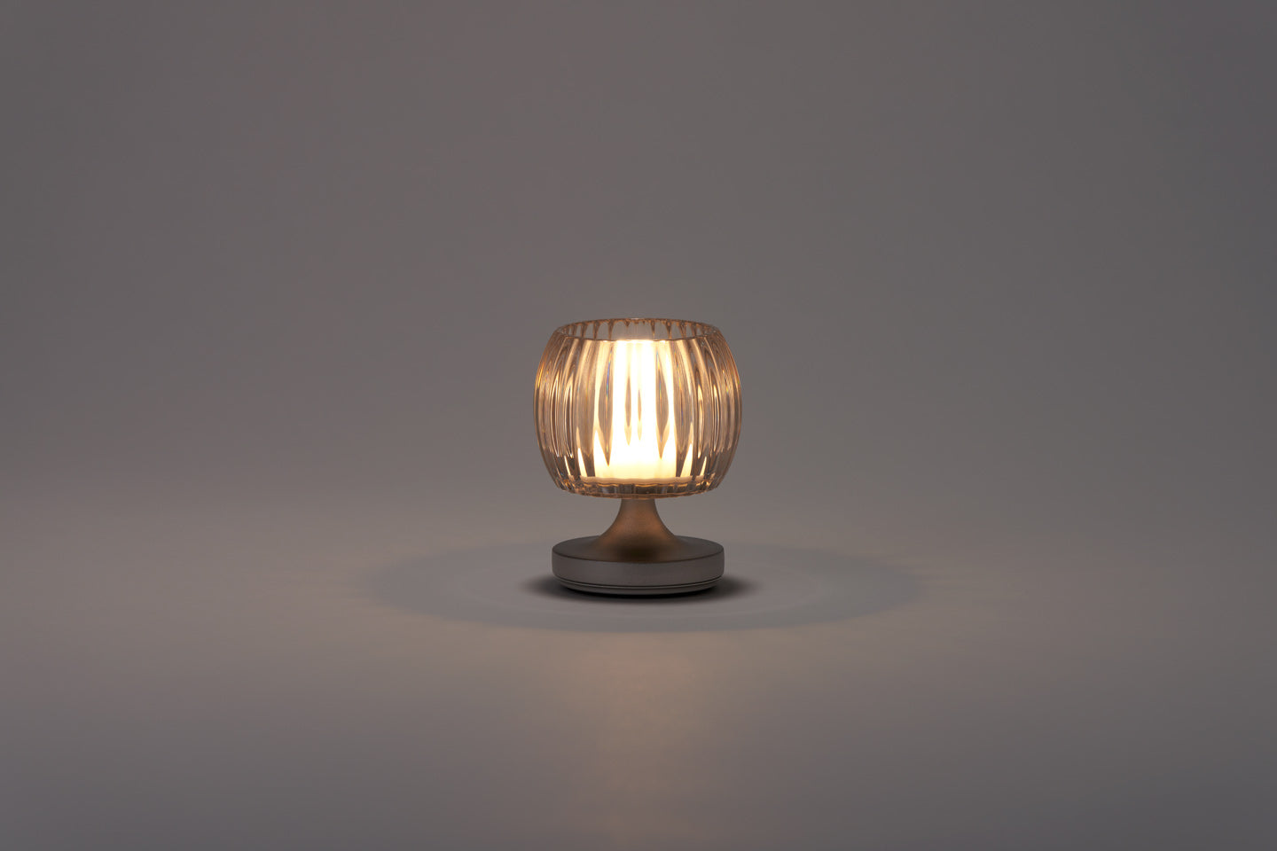 Lamp S