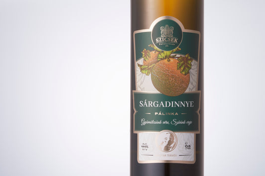 Sárgadinnye Pálinka（メロン）